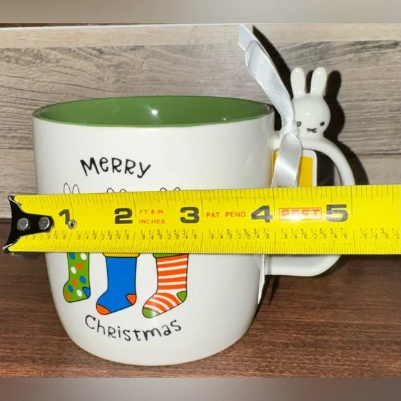 Super Cute 🥰 🐰🎄Miffy By Magenta Merry Christmas Mug with Miffy 🐰 3D Figurine - Picture 9 of 13
